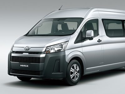 toyota-hiace-car-rental-dubai